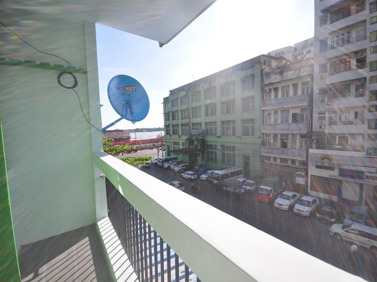 يانغون Hostel Latha المظهر الخارجي الصورة